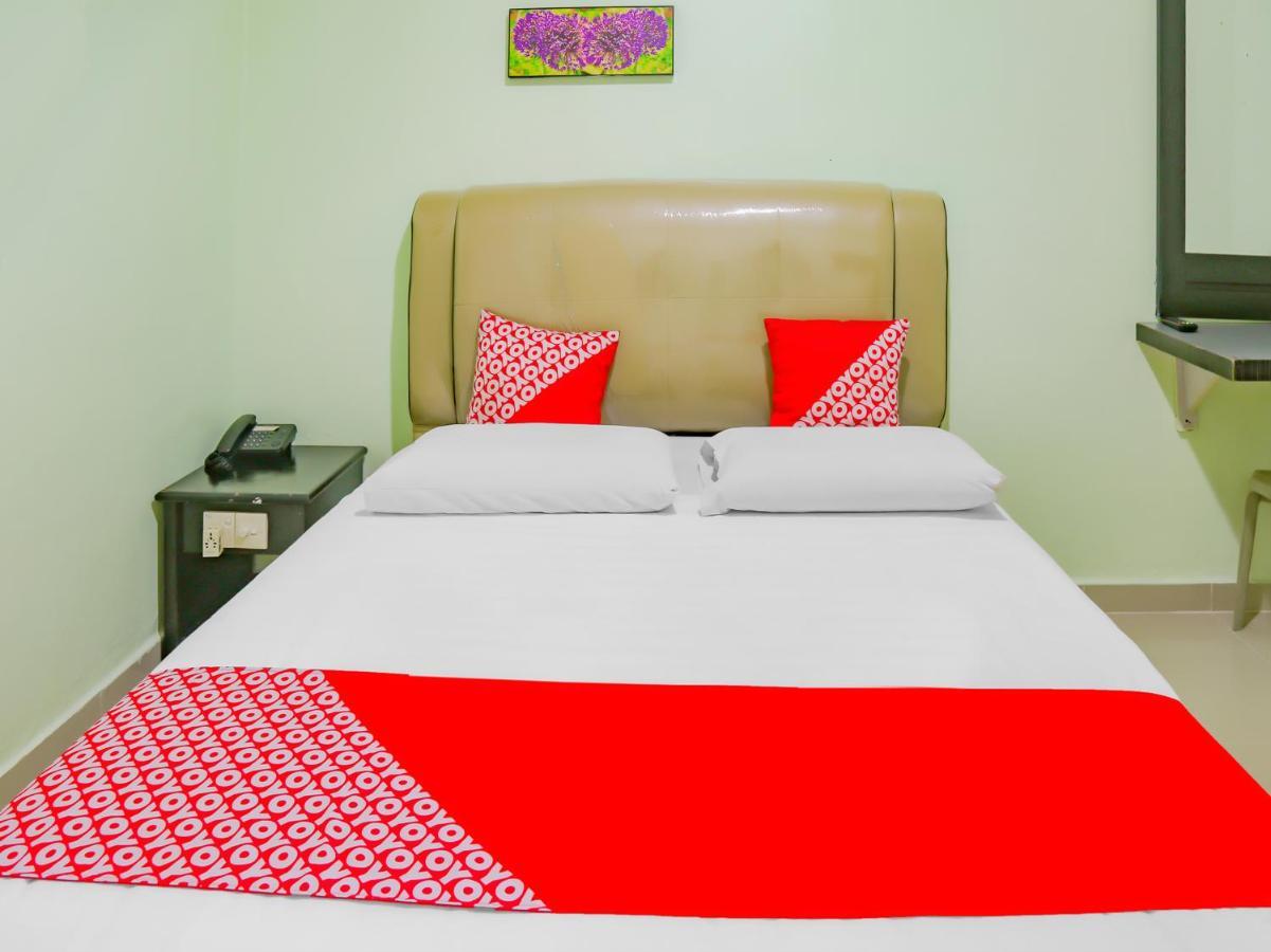 Oyo 90269 Hotel Indorasa 2 Jodoh  Extérieur photo